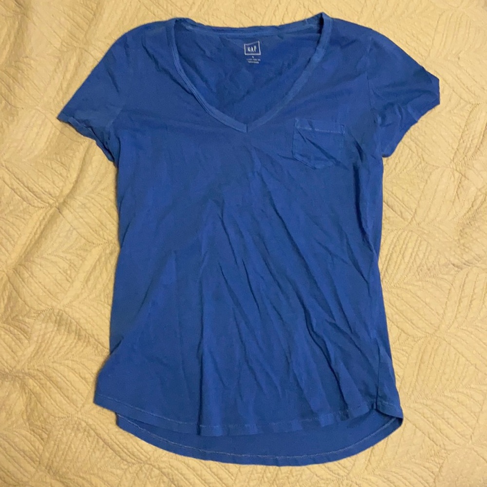 V neck T